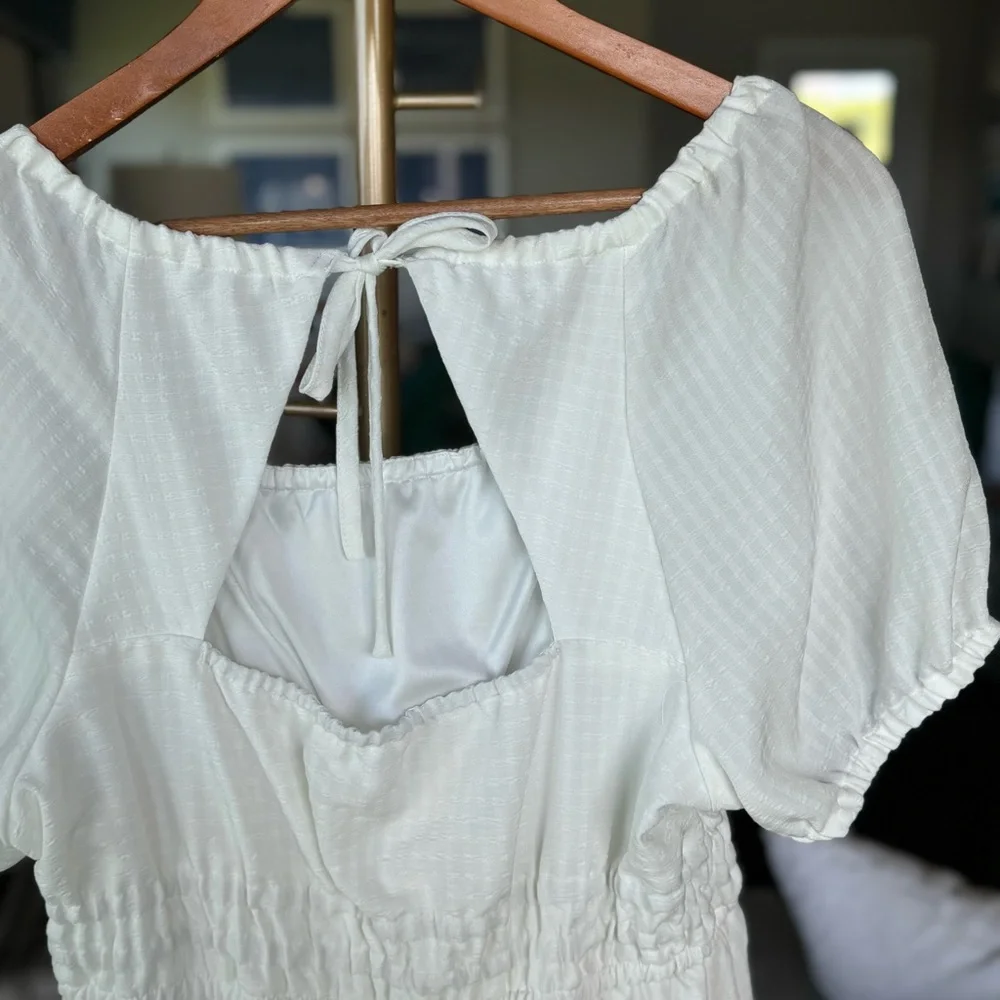 Maurices White Back Keyhole Puff Sleeve Mini Dress with Smocked Waist - Large - Picture 3 of 9